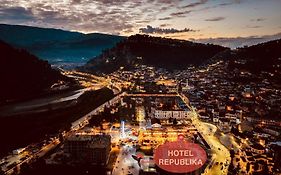 Hotel Republika Berat